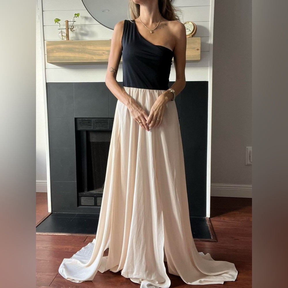 Alexis Cream and Black one shoulder gown with slit